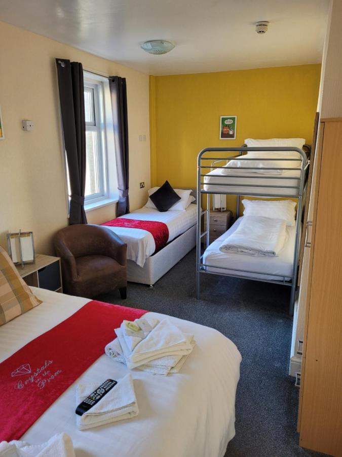 Crystals On The Prom Hotel Blackpool Bagian luar foto